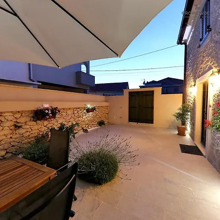 Villa Amazing Villa Mari Near Beautiful Beach In Zadar *